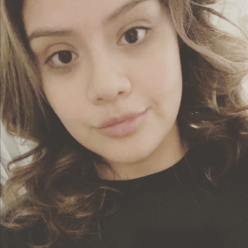 Meet your Posher, Steffi